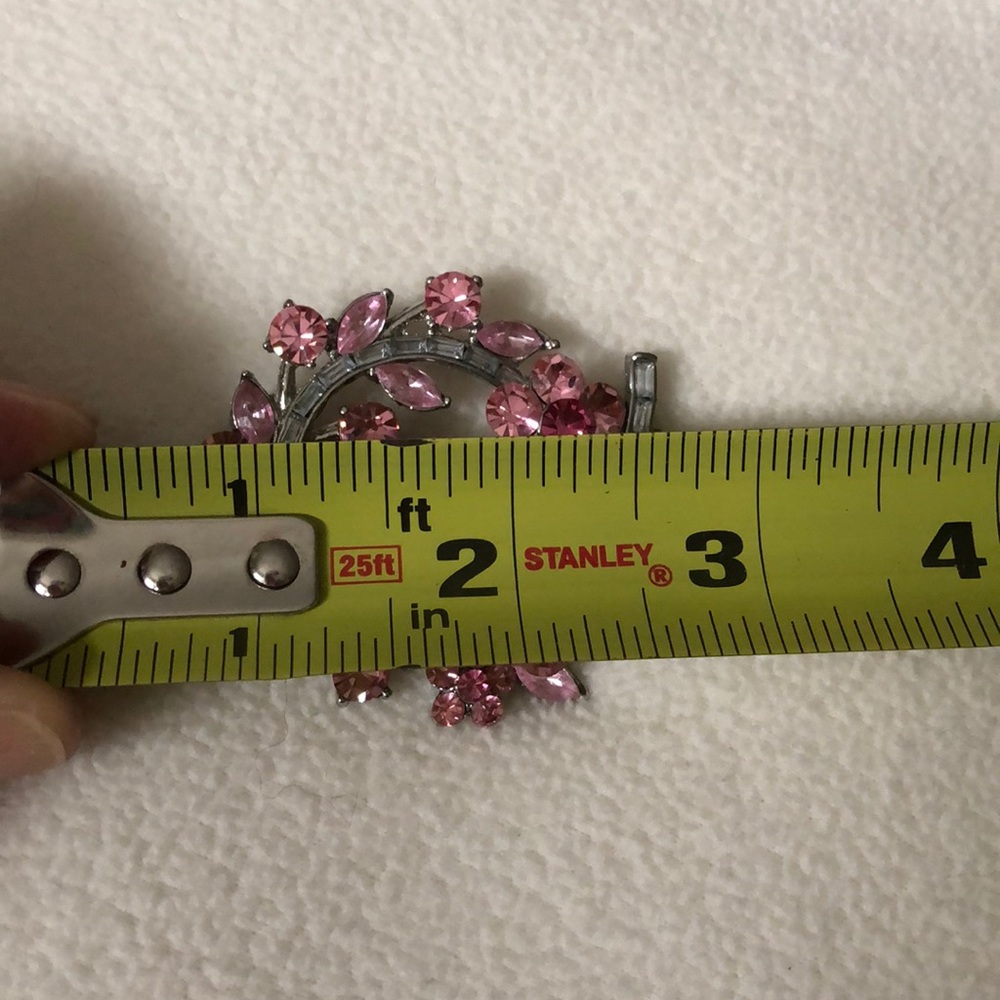 Beautiful pin - Picture 2 of 4